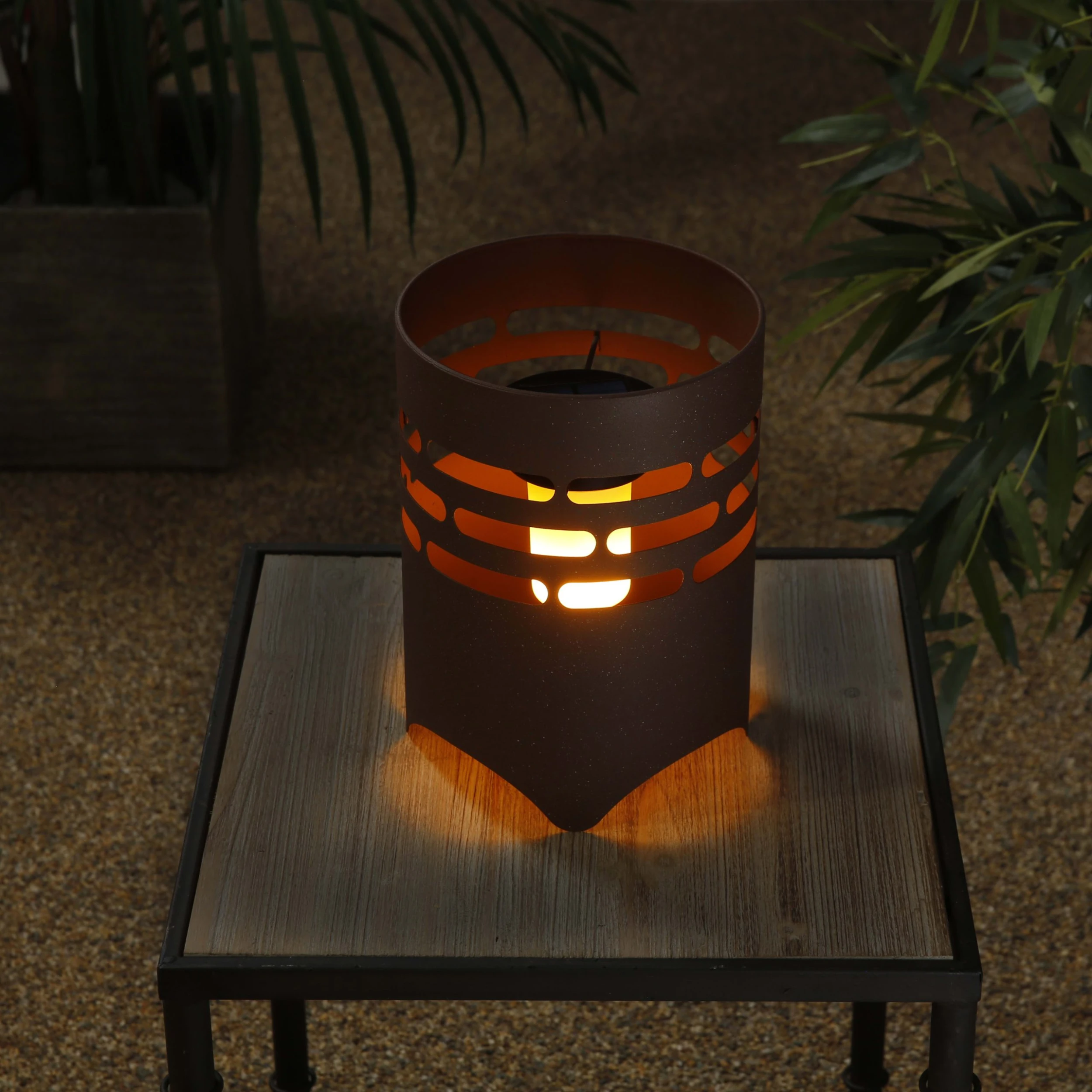 AMARE Solar Gartenfeuer Rund NICHT ERFORDERLICH In Rostfarbe – Bild 2