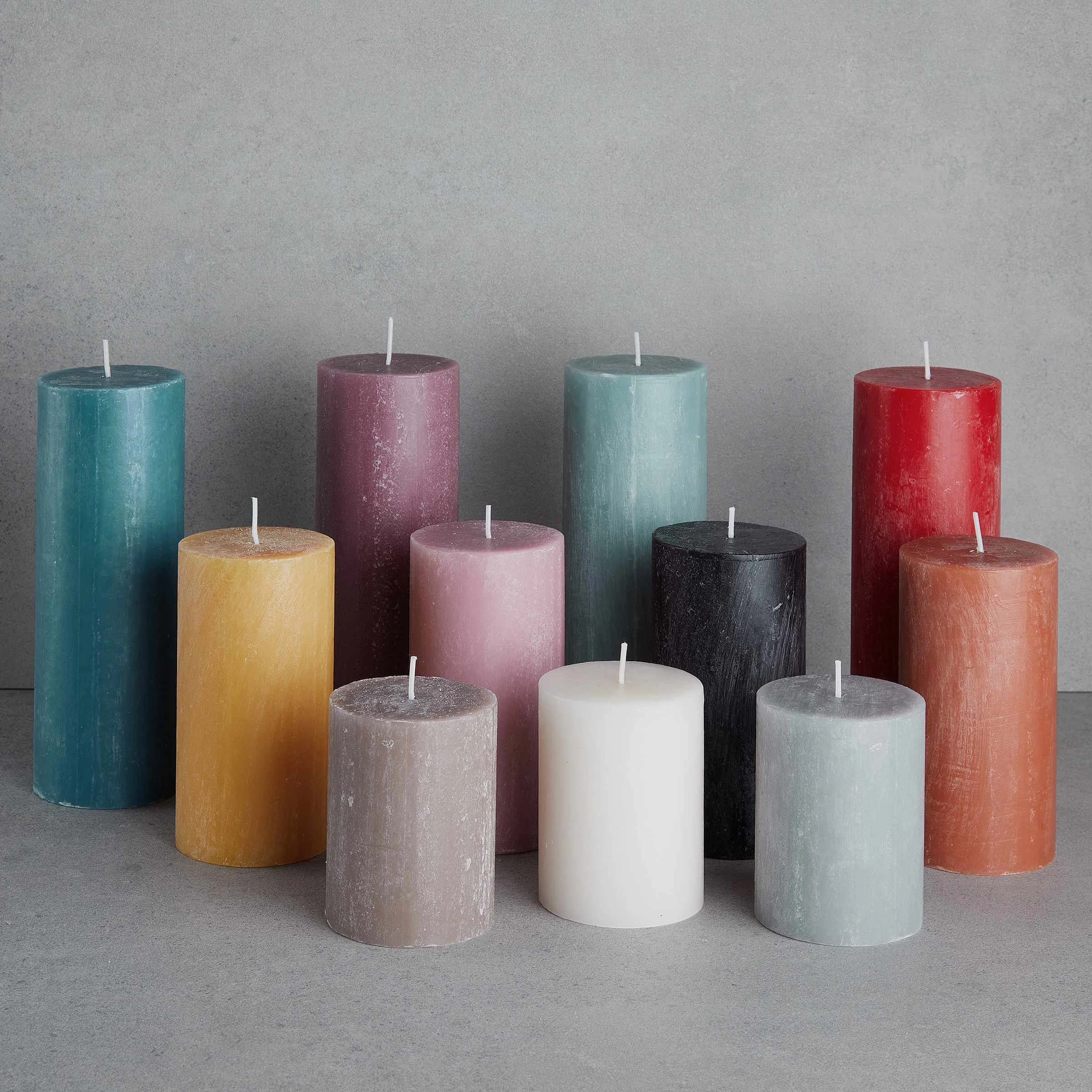 Butlers Stumpenkerze Höhe 9cm RUSTIC In Bordeaux – Bild 4