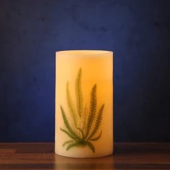 MARELIDA XXL LED Kerze Mit Farndruck Echtwachs Flackernd In Creme - H: 20cm