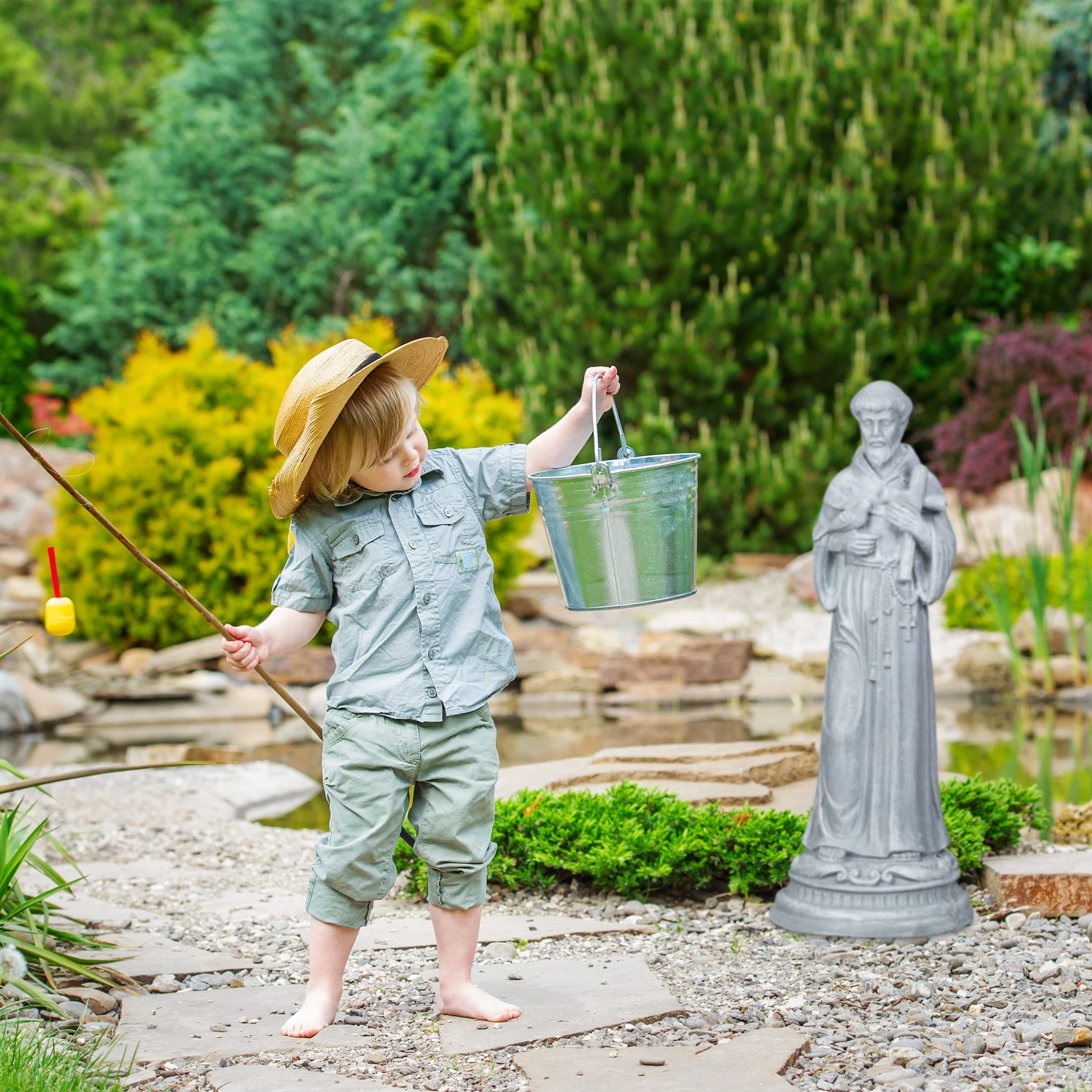 Relaxdays Gartenfigur "Heiliger" In Grau – Bild 3