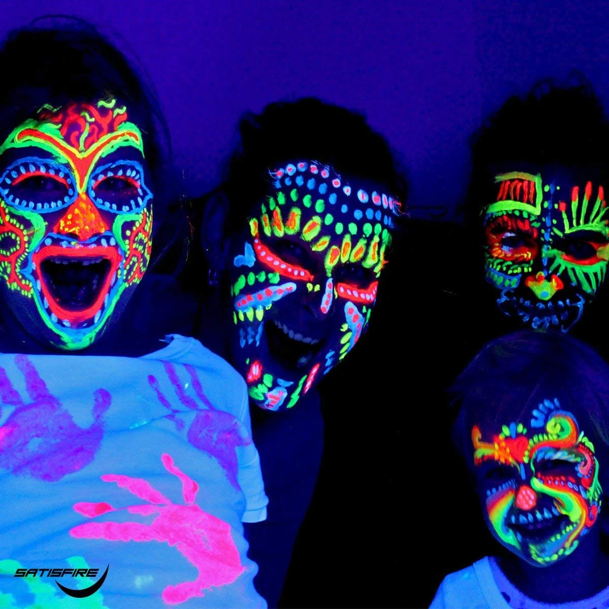 SATISFIRE 4x UV LED Schwarzlichtlampe In Schwarz, 60cm – Bild 2