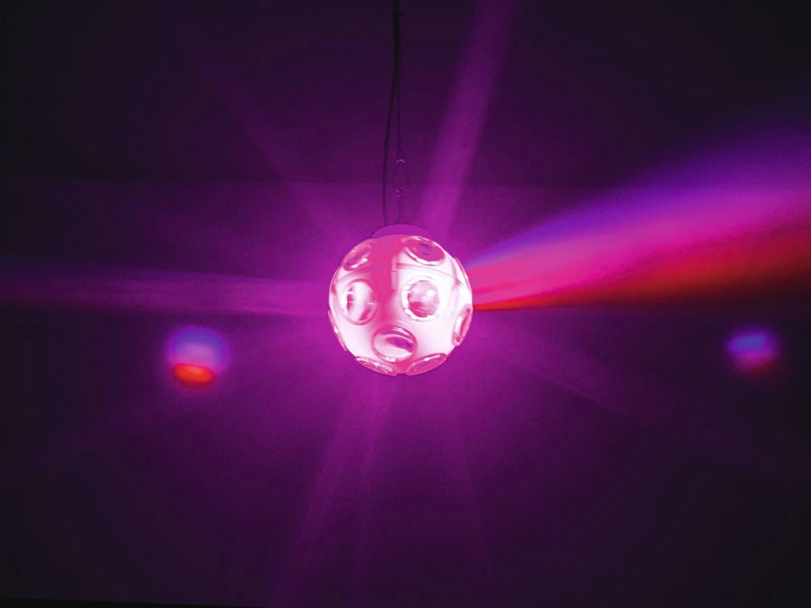 Eurolite Discokugel LED Lichteffekt TWINKLE BALL In Bunt – Bild 6